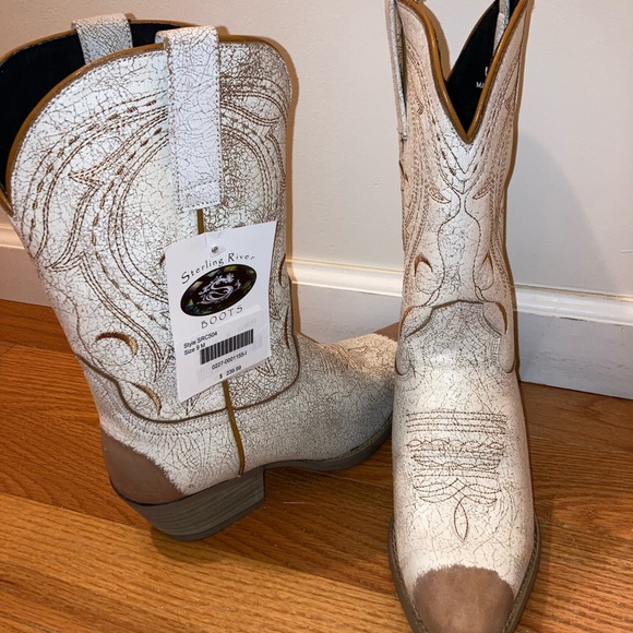 Sterling River Women’s Cowgirl Boots - Picture 4 of 16